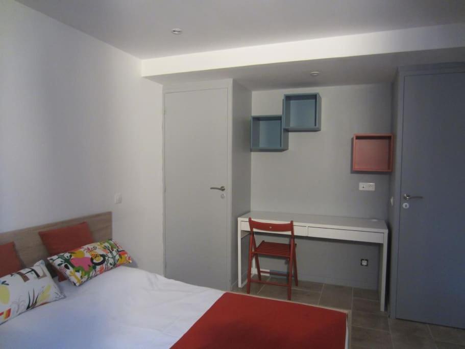 T2 Refait A Neuf Avec Petit Jardin Et Parking Apartman Millau Kültér fotó